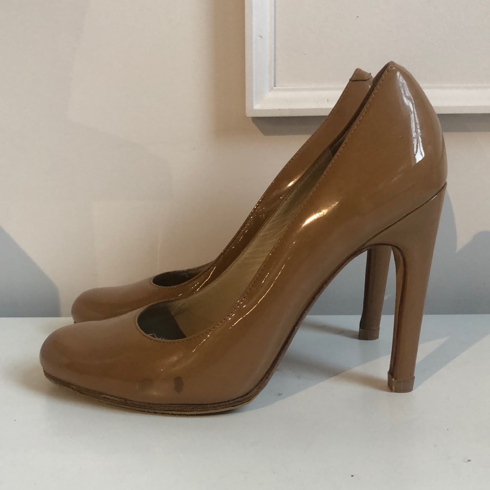 Kors Michael Kors Glitter Cork Patent Leather Pumps